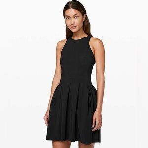 Lululemon Women Black Racerback Back Zip Skater Pleated Here to There Dress 4